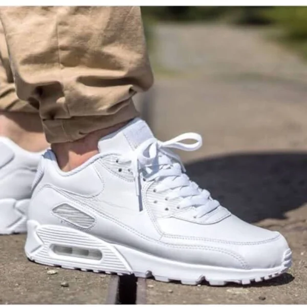 Tênis Unissex Branco - Elegância e Conforto em Cada Passo - Imagem 9