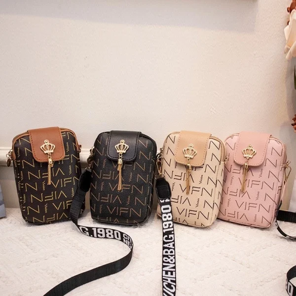 2023 Bolsas femininas da moda Bolsas femininas Fashion Casual Tassel Decorativas Carta Correia de ombro Impresso Diagonal Bolsa para telefone celular - Imagem 5