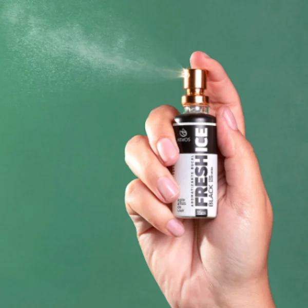 3 Spray Fresh Ice Black Aromatizante Bucal Hálito Mal Hálito Anticéptico anti-inflamatório Akmos - Imagem 6
