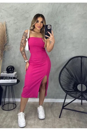 Vestido Midi tomara que caia com fenda